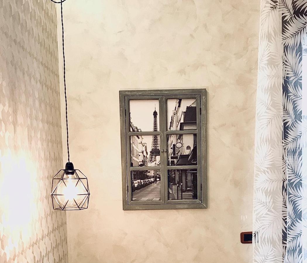 Salerno Historic Center Lovely Flat Bagian luar foto